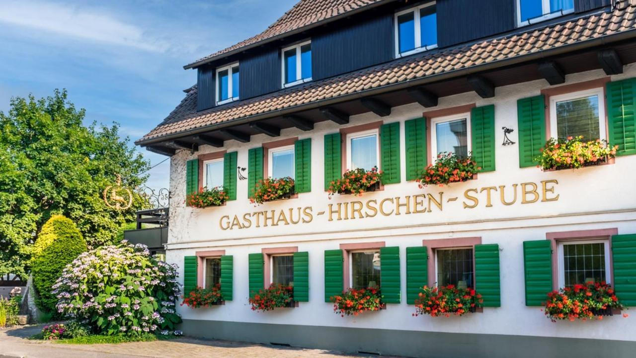 Gasthaus Hirschenstube & Gaestehaus Gehri فالدكريش المظهر الخارجي الصورة